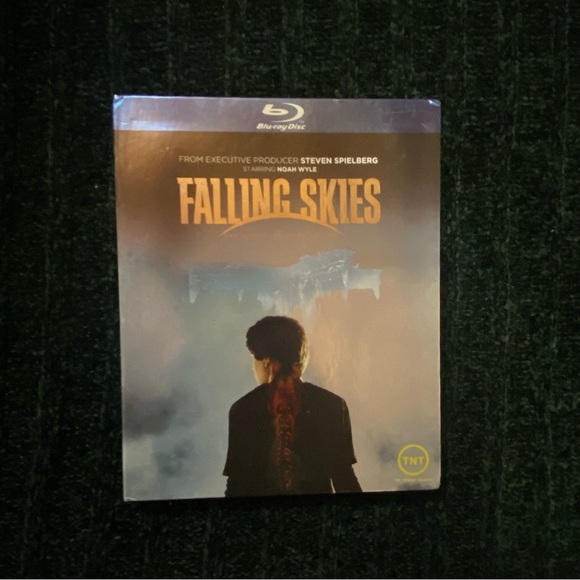 Falling Skies (2013) Noah Wyle Steven Spielberg Film - Picture 5 of 5